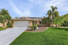 Florida Paradise 4 Bed 2 Bath Pool Home